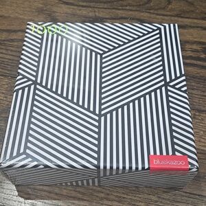 Bluekazoo Liability Black And White Stripe Shape 1000 Piece Puzzle NEW